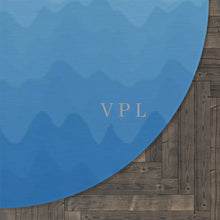 Load image into Gallery viewer, Round Rug