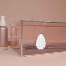 Load image into Gallery viewer, Oval Necklace