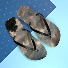 Load image into Gallery viewer, Flip Flops