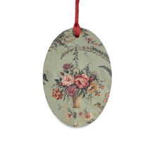 Load image into Gallery viewer, Wooden Ornaments