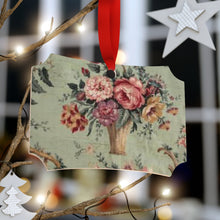 Load image into Gallery viewer, Plywood Ornaments (Round, Berlin)