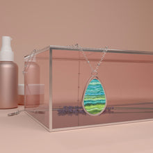 Load image into Gallery viewer, Oval Necklace
