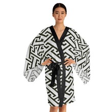 Load image into Gallery viewer, Kōjitsunagi Long Sleeve Kimono Robe
