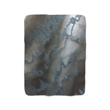 Load image into Gallery viewer, Sherpa Fleece Blanket

