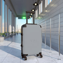 Load image into Gallery viewer, Cabin Suitcase Metallic Silver
